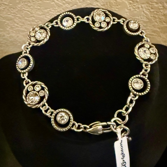 Brighton Halo Bracelet with clear silver crystals - Picture 4 of 4